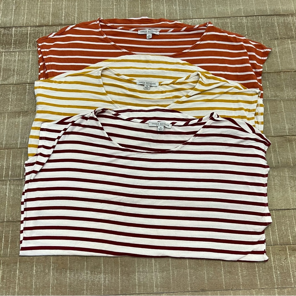 Green Envelope XL Cap Sleeve T-Shirt Relaxed Fit, all three! - Picture 3 of 5